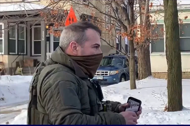 Este es el historial del agente de ICE que mató a Renee Good