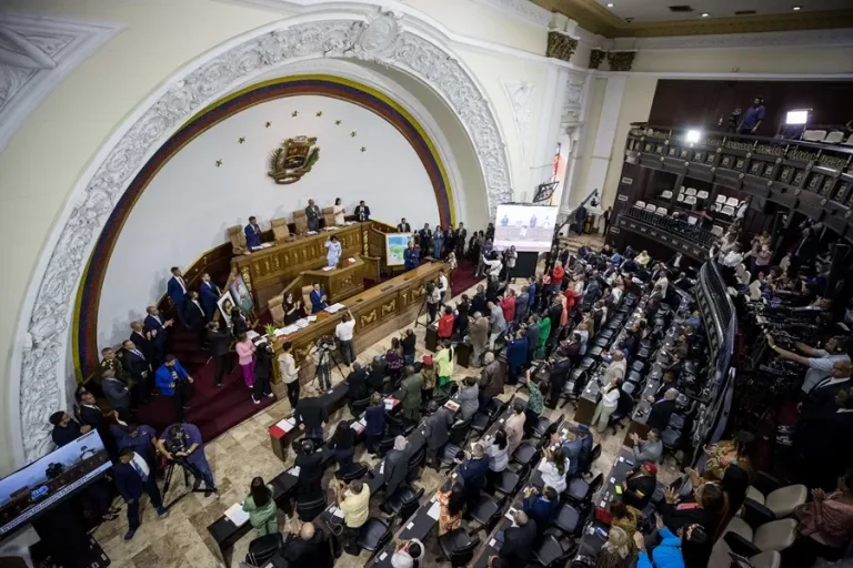 Venezuela declara estado de emergencia