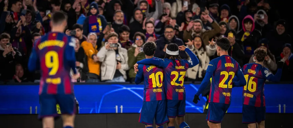 Barcelona avanza a octavos tras goleada a Copenhague
