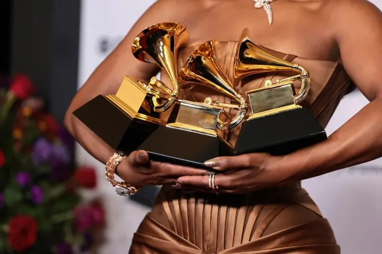 Grammys 2026: todos los nominados y cómo ver la premiación