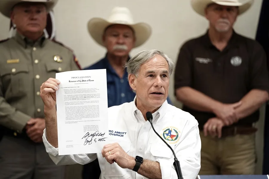 Abbott suspende visas H-1B en Texas y prioriza empleo para locales