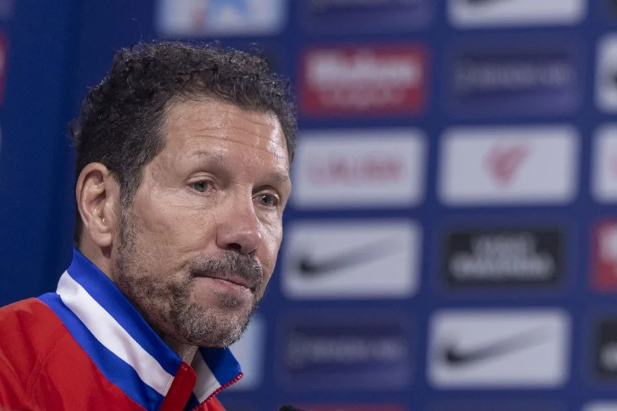 Simeone aclara polémica con Florentino y Vinícius