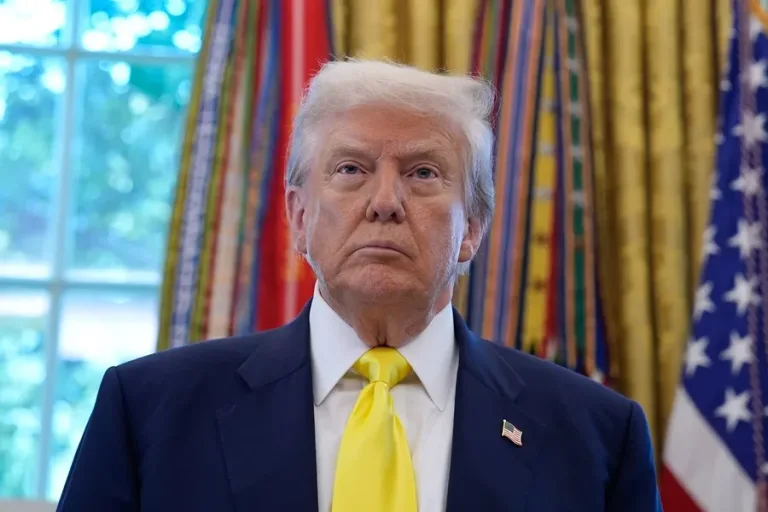 Trump ofrece reducir agentes en Minnesota si ICE entra a prisiones