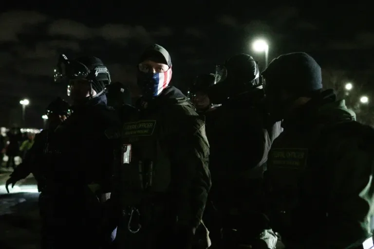 Agentes del DHS usarán cámaras corporales