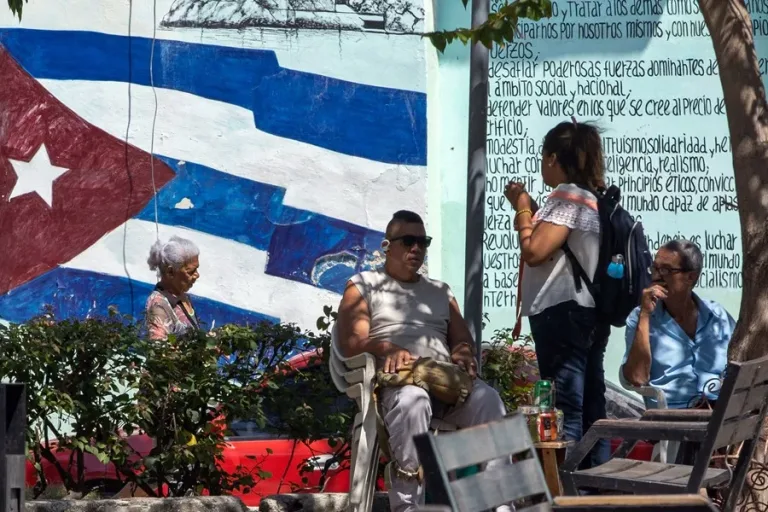 Mark Ruffalo y más actores exigen a Trump detener el “cruel asalto” a Cuba