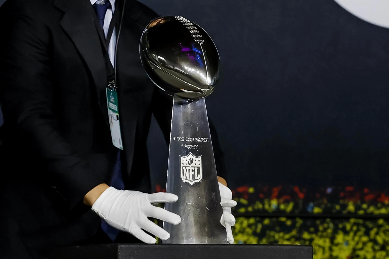 EN PORTADA: ICE OUT ICE no tiene previsto realizar operativos migratorios durante el Super Bowl.