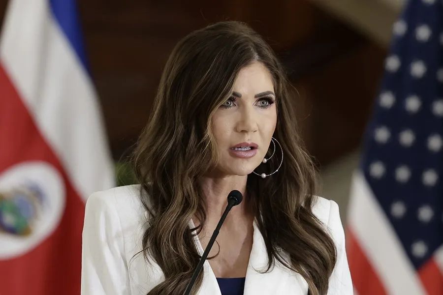 DHS exige a Meta y Google datos de opositores de ICE