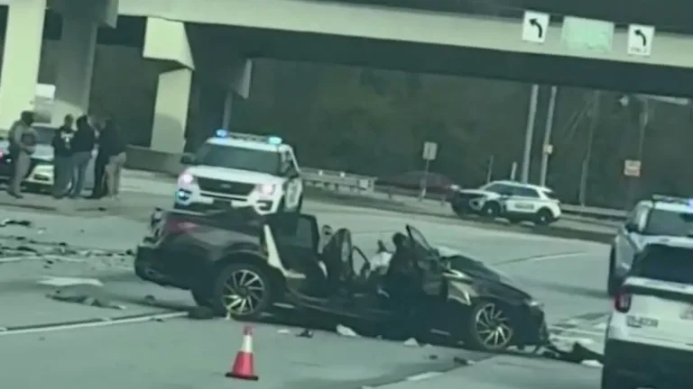 Migrante que escapaba de ICE provoca choque mortal