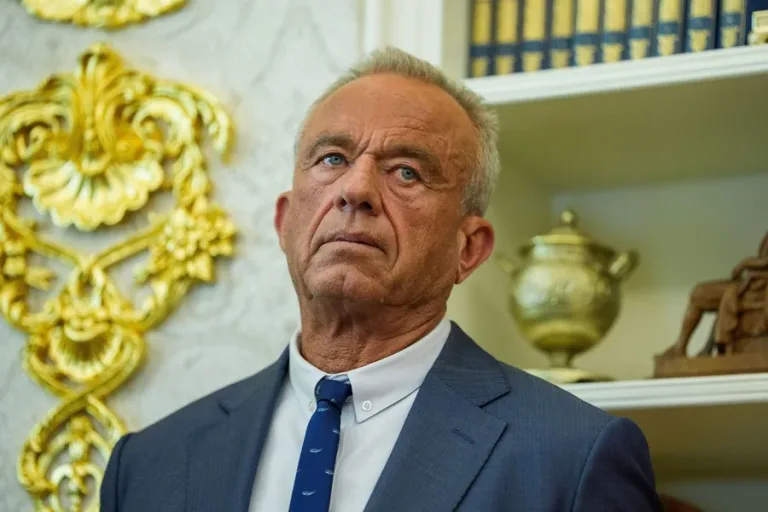 Robert F. Kennedy Jr. revela que consumió