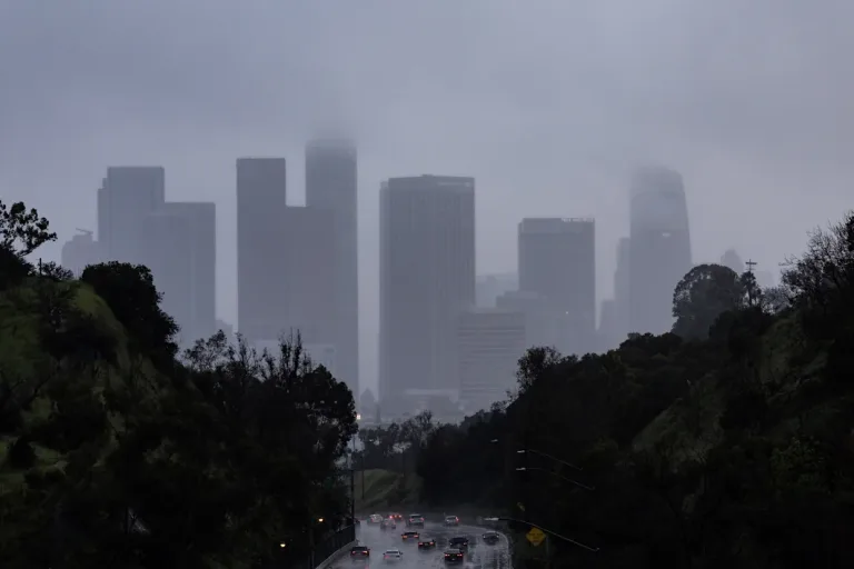 Tormenta amenaza California