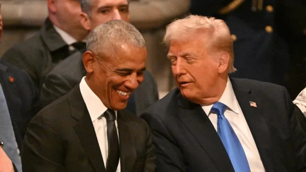 Trump acusa a Obama de filtrar información