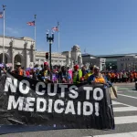 EN PORTADA: CRISIS EN MEDICAID Trump retiene más de US$ 250 millones a Medicaid en Minnesota por denuncias de fraude