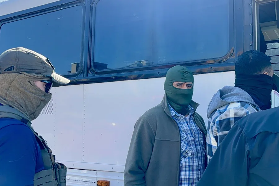 ¿Qué implica el cierre del DHS? Viajes, fronteras y seguridad