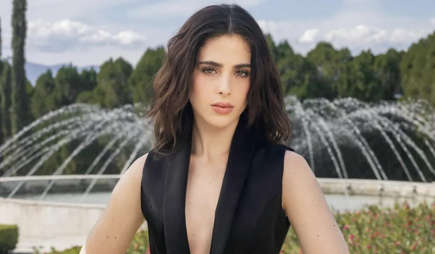 Fátima Bosch se desvanece durante desfile en Ecuador