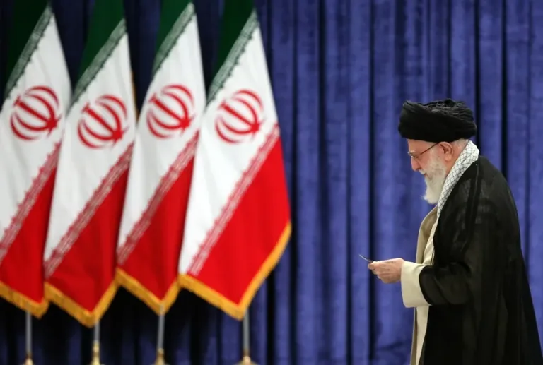 Ataque masivo: EE.UU. e Israel bombardean Irán