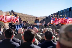 Casa Blanca respalda ley que obligaría a probar ciudadanía para votar