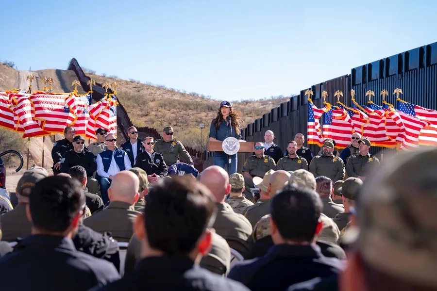 Casa Blanca respalda ley que obligaría a probar ciudadanía para votar