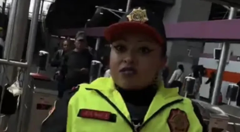 Policía del Metro en CDMX agrede a usuaria en silla de ruedas
