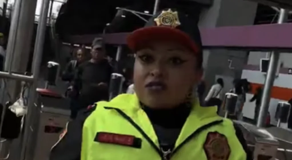 Policía del Metro en CDMX agrede a usuaria en silla de ruedas