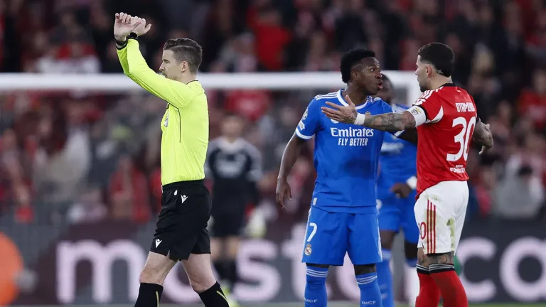 Benfica contradice al Real Madrid y difunde video del caso Vinícius