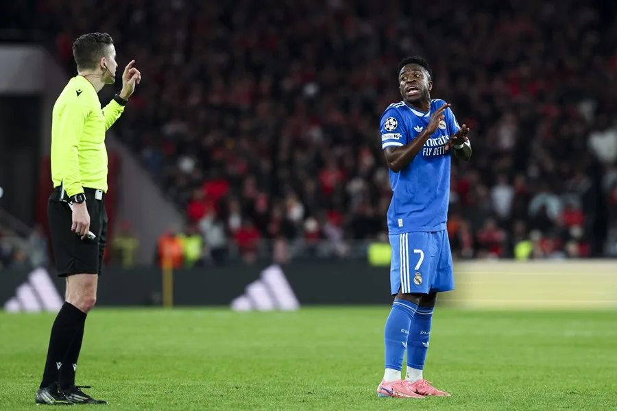 Polémica tras comentarios de Chilavert sobre racismo y Mbappé