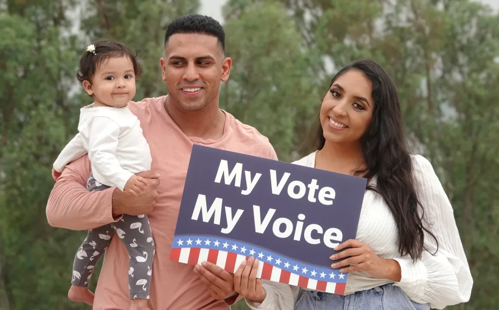 Elecciones intermedias: así apuntan al voto latino con campaña ‘RUIDO’