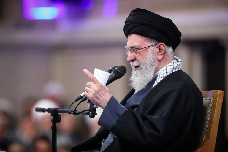 Muere líder supremo iraní: ¿Quién fue Ali Jamenei?