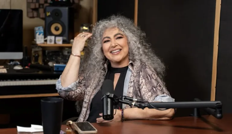 ¿Amanda Miguel cantará con Ángela Aguilar? Esto dijo