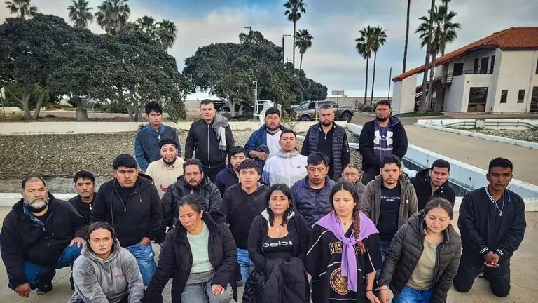 CBP entrega 23 inmigrantes a ICE