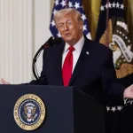 Trump amenaza a Irán