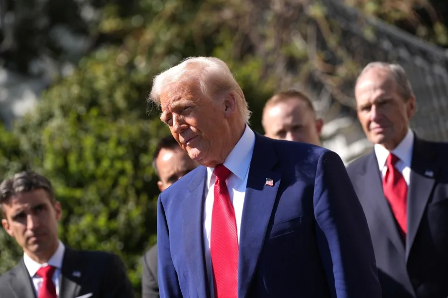 Trump teme crisis por alza en precios