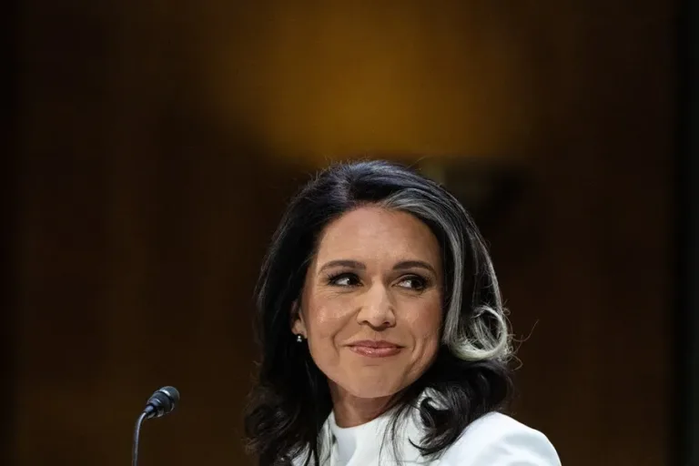 Tulsi Gabbard contradice a Trump sobre guerra con Irán
