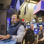 Wall Street cierra en verde: ¿Trump da por terminada la guerra?