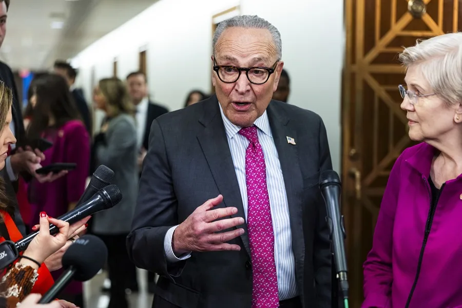 Demócratas bloquean plan de financimiento del DHS