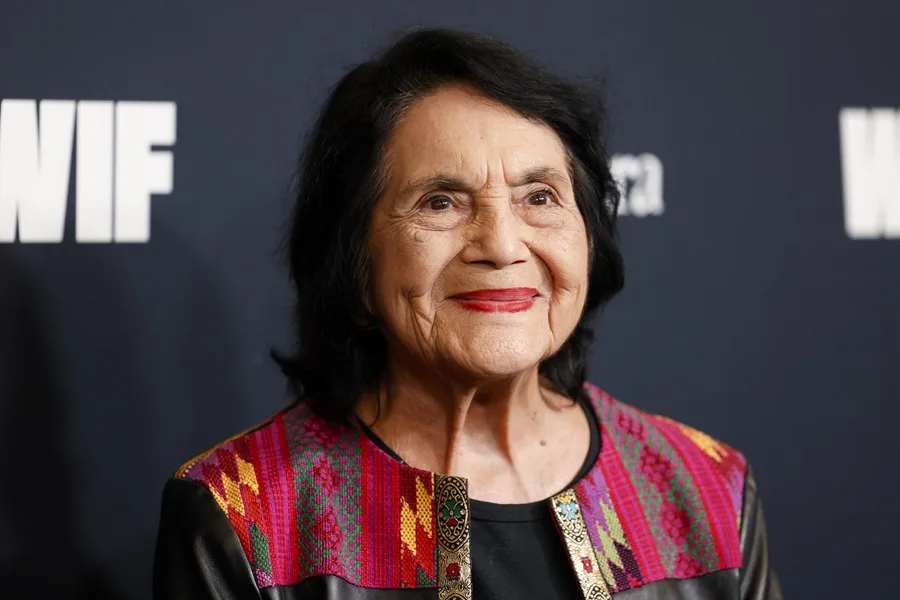 Dolores Huerta confiesa abuso sexual por parte de César Chávez