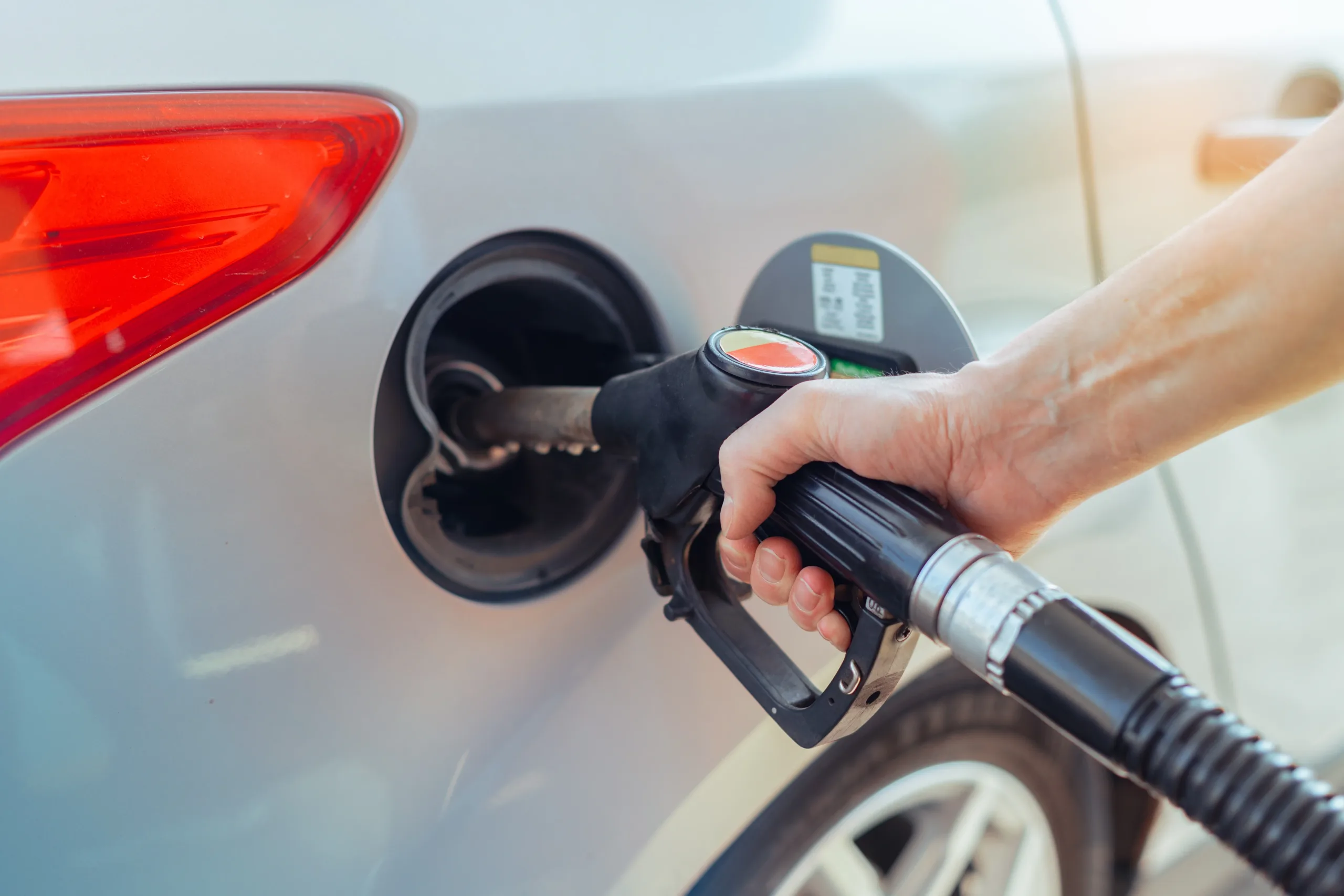 Gasolina barata California: ¿Dónde ahorrar hoy mismo?