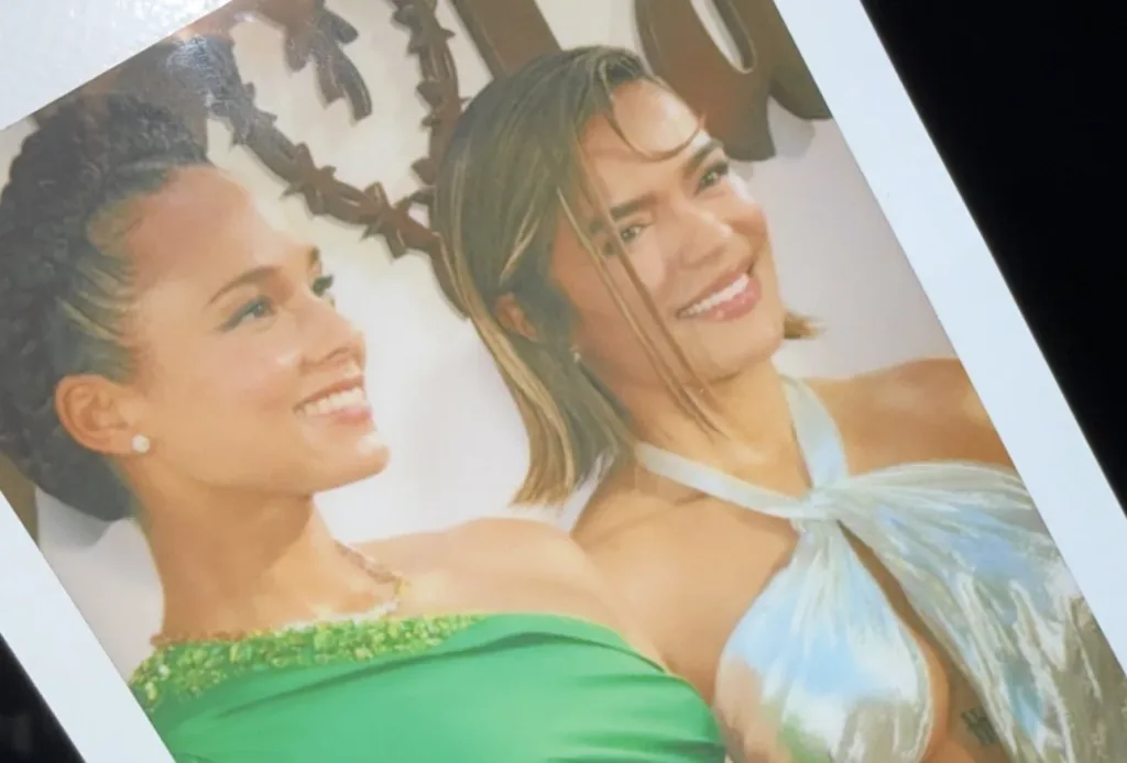 ¡Sueño cumplido! Karol G cantó junto a su ídola Alicia Keys