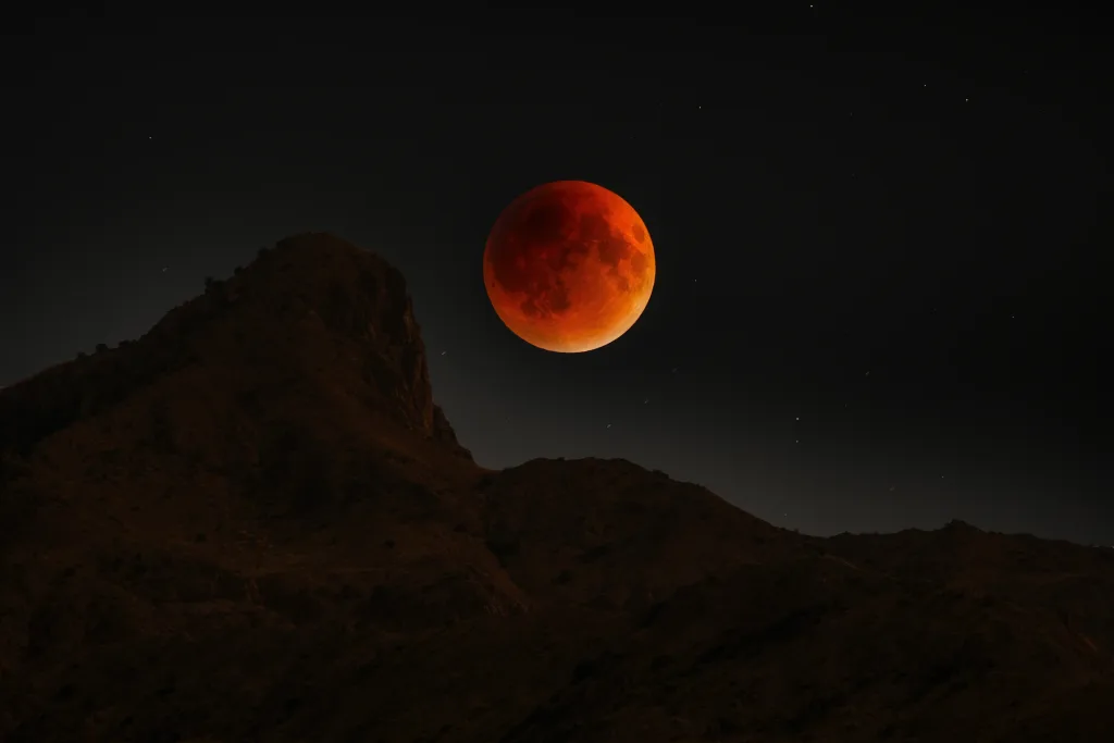 Eclipse completo de la luna de sangre: ¿cómo verlo?