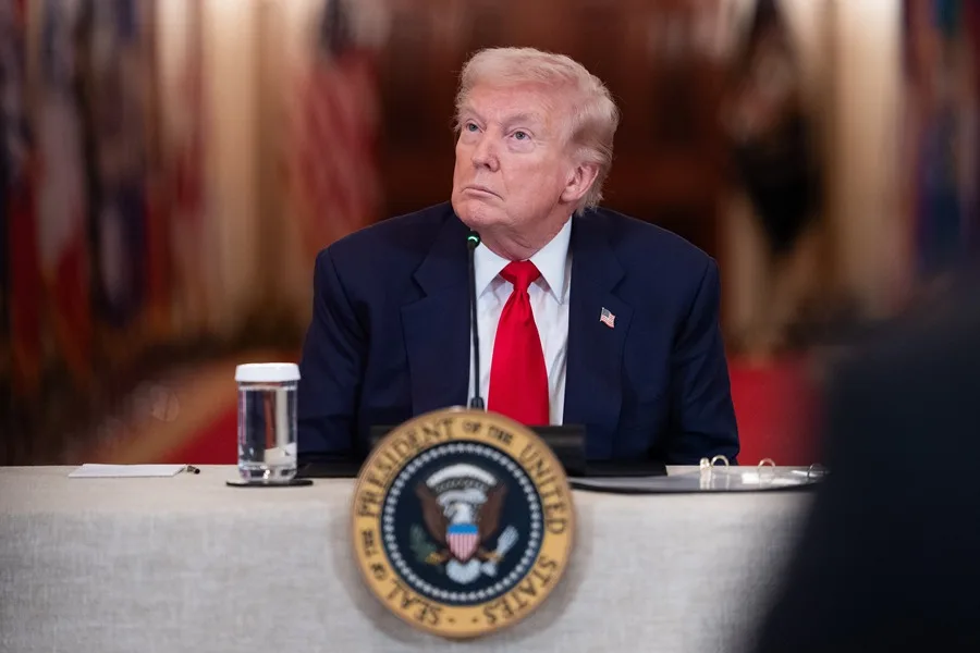 petróleo caro beneficia