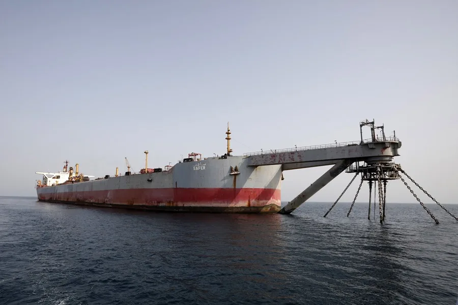 ¿Subirá la gasolina en California por ataques a Irán?