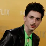 Timotheé Chalamet desata la furia de artistas del ballet y la ópera