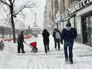 Tormentas con nieve y vientos azotan estos estados en EE.UU.