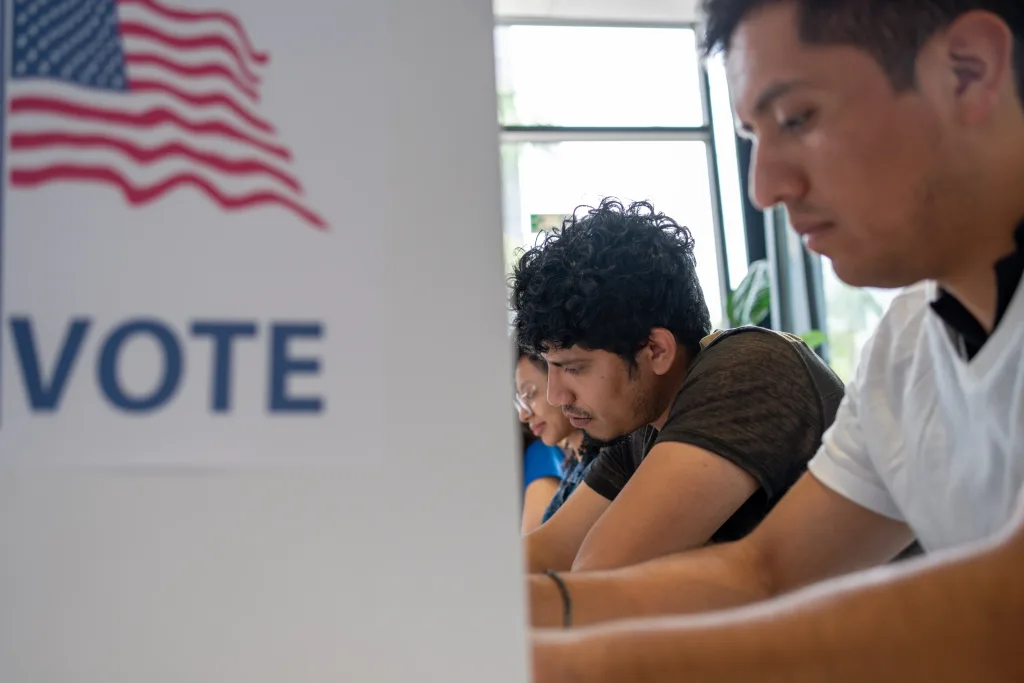 ¿Por qué el voto hispano es clave en el futuro político de EE.UU.?
