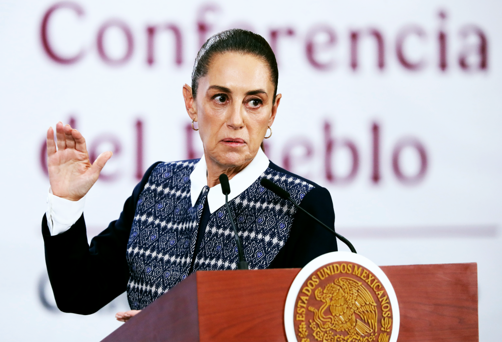 EN PORTADA: ICE INDIGNA A MÉXICO Sheinbaum sube el tono contra detenciones de ICE contra mexicanos.