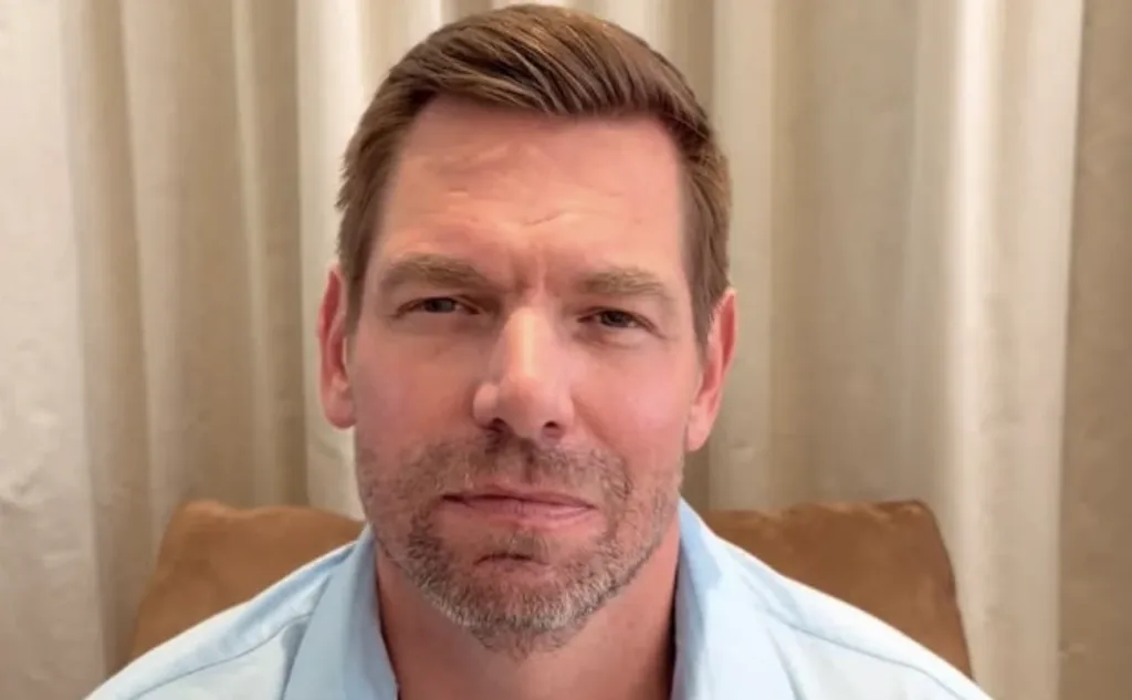 Demócratas retiran apoyo a Eric Swalwell en California