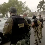 ICE detiene a 800 con datos