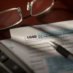 Evita multas: El plazo del IRS vence este 15 de abril