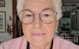 ICE detiene a mujer de 86 años que buscaba a un amor perdido