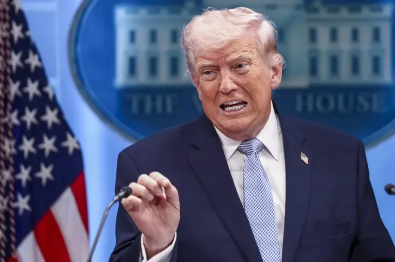 Trump amenaza a Irán