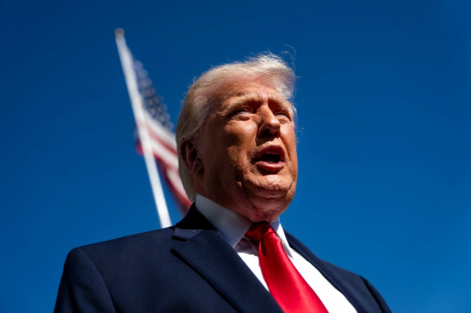 EN PORTADA: FRACASA EL DIÁLOGO EE.UU. intercepta buques en el estrecho de Ormuz tras no alcanzar acuerdo con Irán.